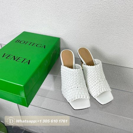 Bottega Veneta White Intrecciato Curve Heeled Sandals 34-41