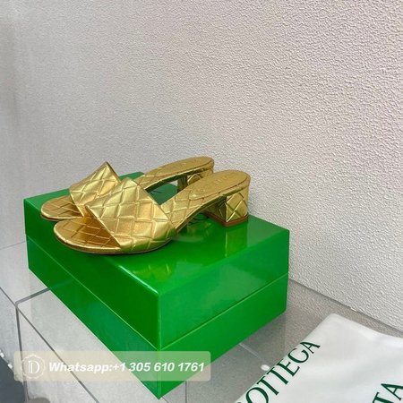 Bottega Veneta Lido Flat Sandal 34-41