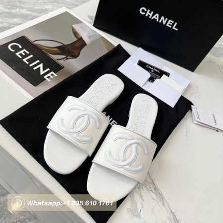 Women Chanel Leather Mules