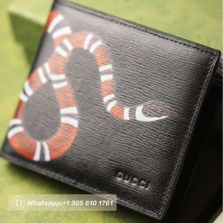 Gucci Kingsnake Print GG Supreme Wallet