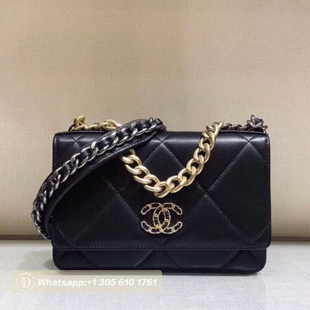 Chanel 19 Clutch With Chain