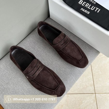 Berluti Lorenzo Drive Camoscio Leather Loafer