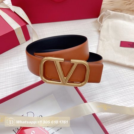 Valentino Garavani VLOGO Buckle Belt