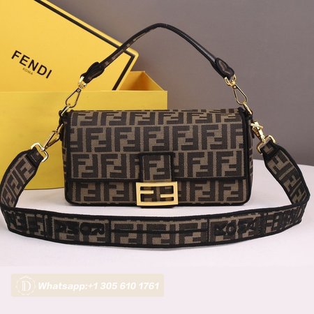 Fendi Baguette 8890