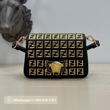 Fendi Baguette 2348