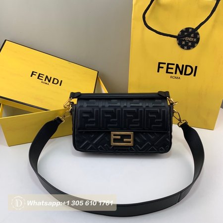 Fendi Baguette 6002