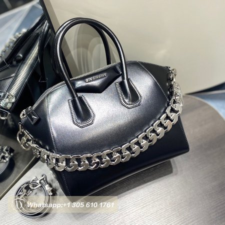 Givenchy Antigona BB50P6B1A4-001