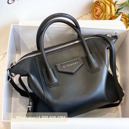 Givenchy Antigona Bag Black