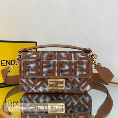 Fendi Baguette