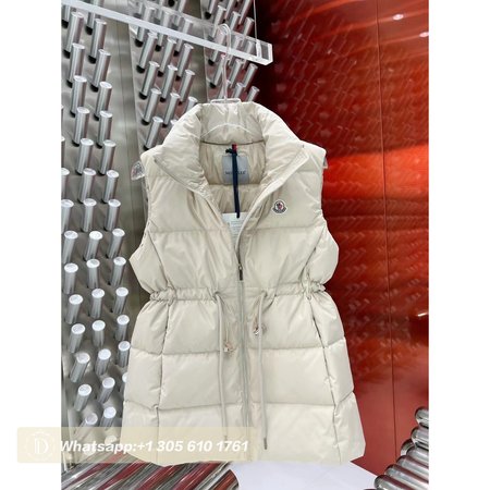 Moncler Gerardmer Down Vest In White