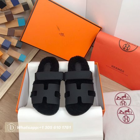 Hermes Chypre Sandal Black