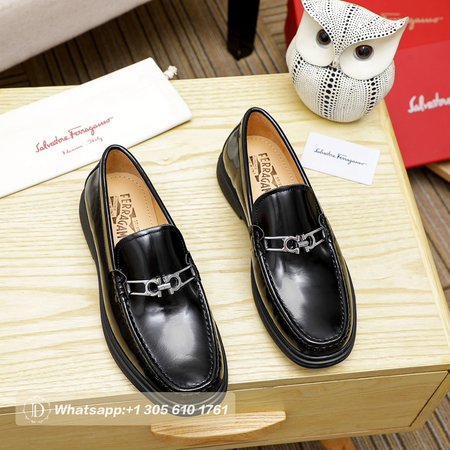 Ferragamo Loafers 38-45